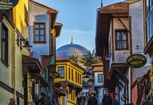 King Candaules and His Pride